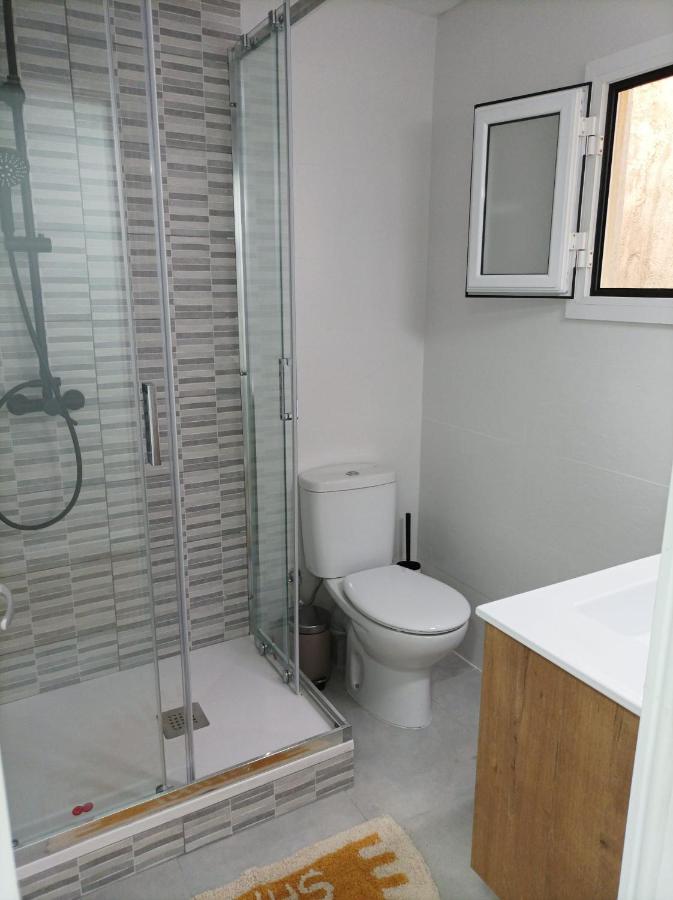 Cool! 5' To Metro. 15' To Center/beach By Metro. Apartamento Santa Coloma de Gramenet
